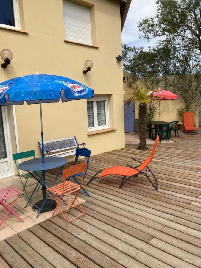 Le Robinson Bed and Breakfast Marseillan  Buitenkant foto